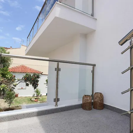 Gregory Luxury Apartment