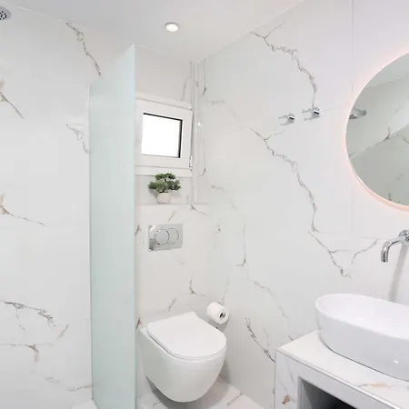 Gregory Luxury Апартаменты