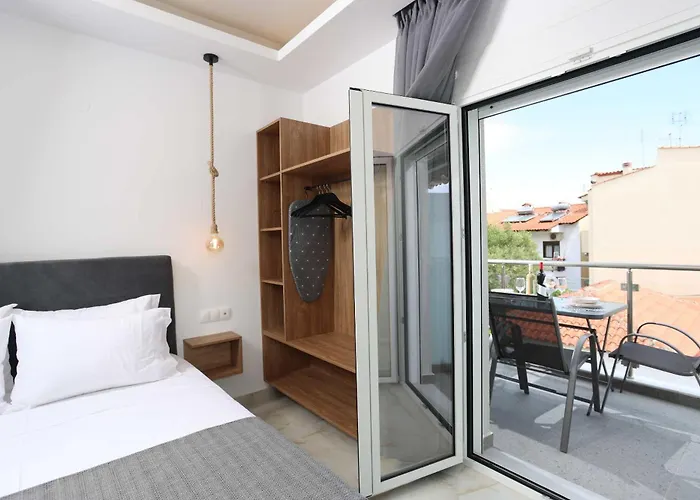 Gregory Luxury Pefkochori